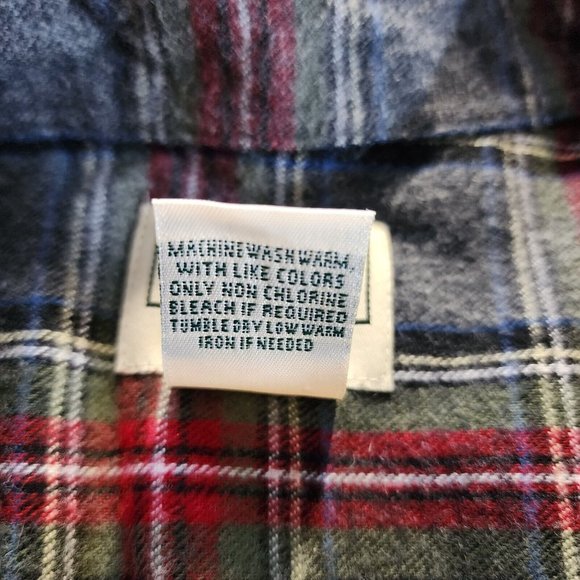 L.L. Bean Men's Flannel Shirt Size XL Regular Slightly Fitted Button Down - Picture 3 of 9